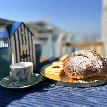 Giulia Sea View