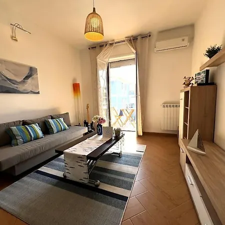 Giulia Sea View